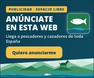 Maqueta de banner cuadrado de 300 por 250 píxeles con el texto «Anúnciate en esta web», el logo de la licencia, un paisaje con un ciervo y la etiqueta «Publicidad · espacio libre».